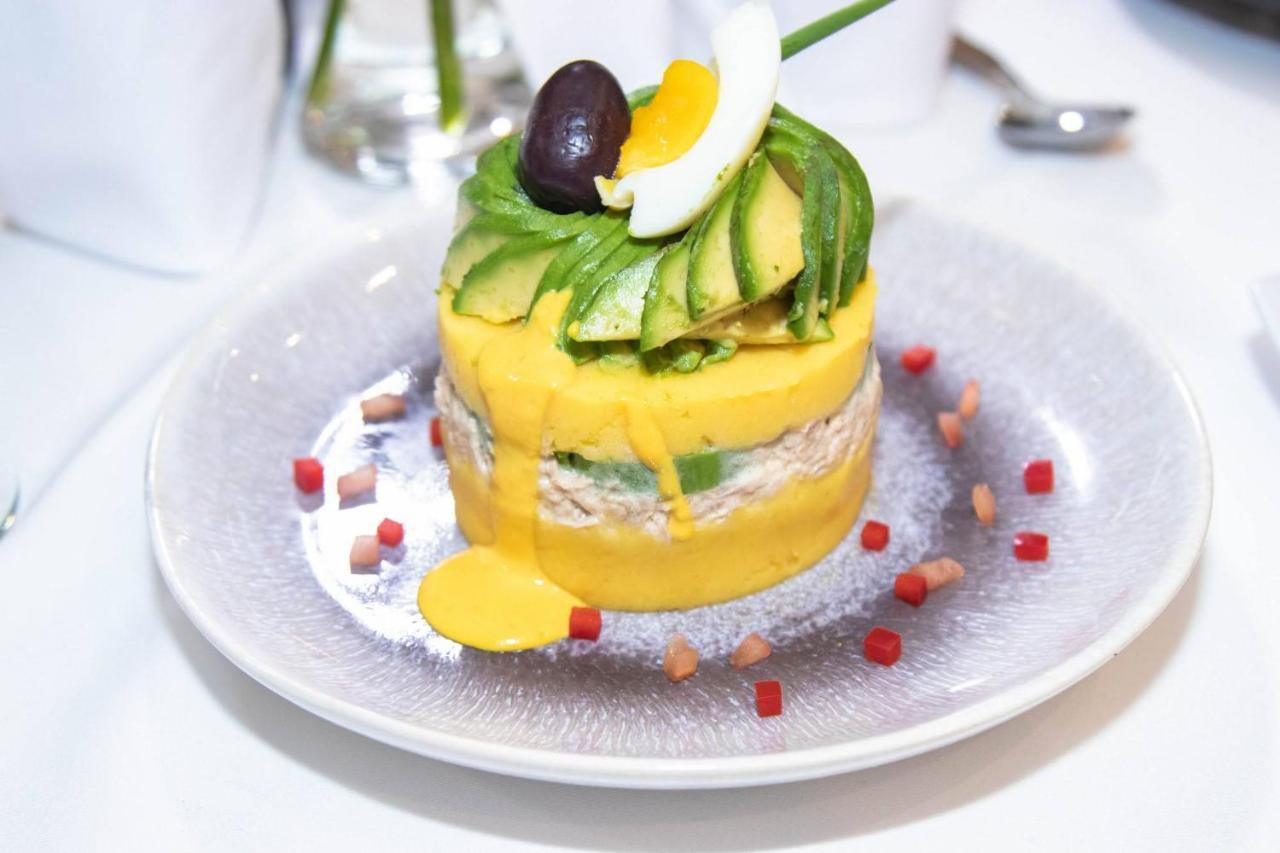 Miraflores Colon Hotel Лима Екстериор снимка