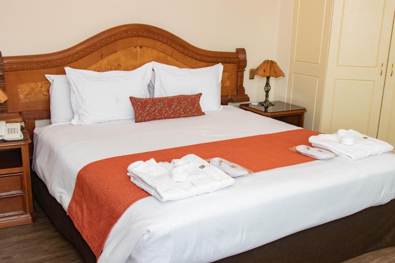 Miraflores Colon Hotel Лима Екстериор снимка