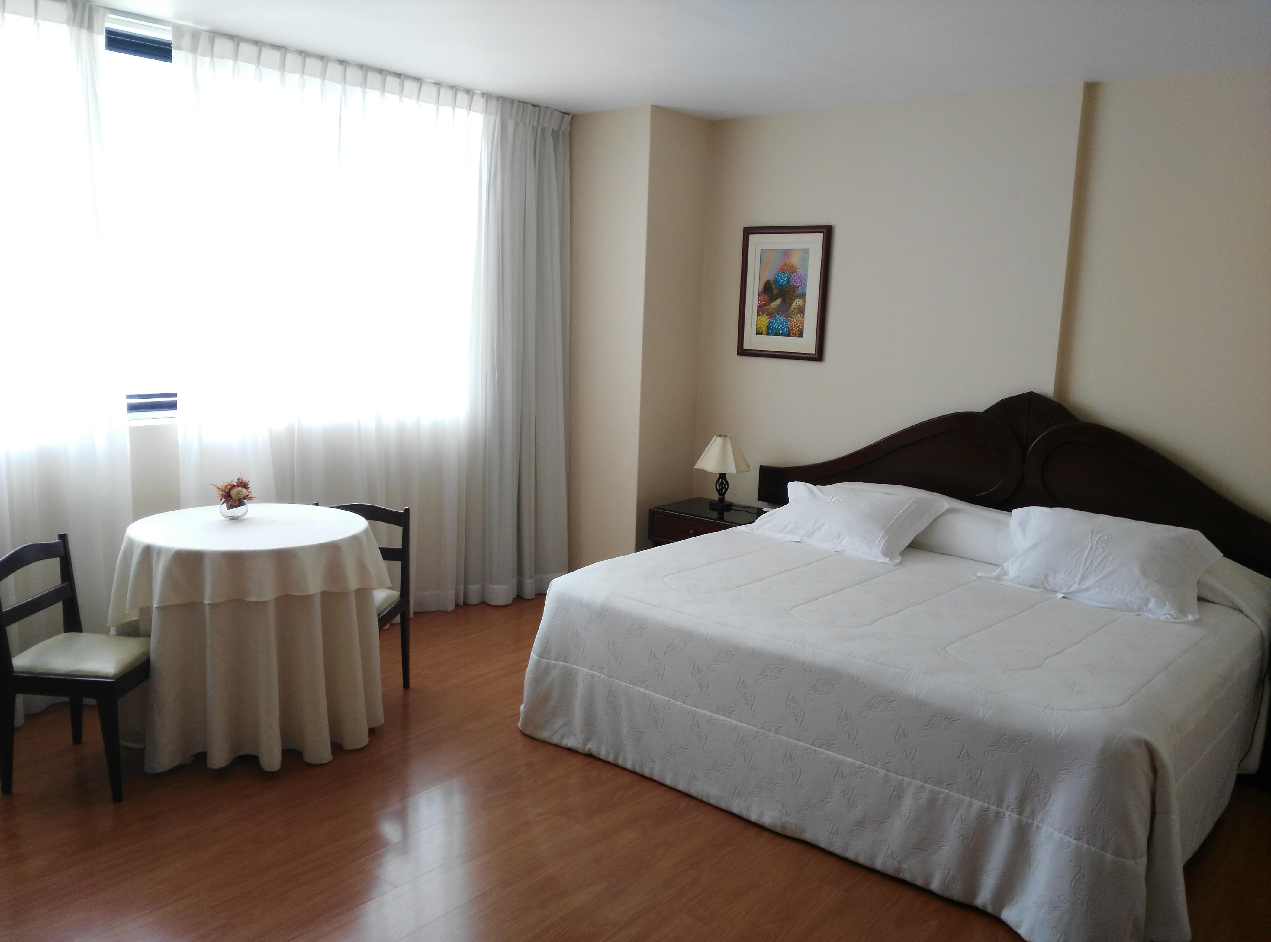 Miraflores Colon Hotel Лима Екстериор снимка
